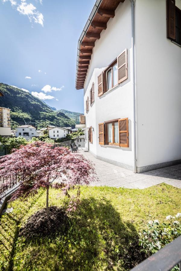 La Casa Sul Fiume Aparthotel Chiavenna Exterior photo